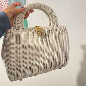 Vintage woven bag